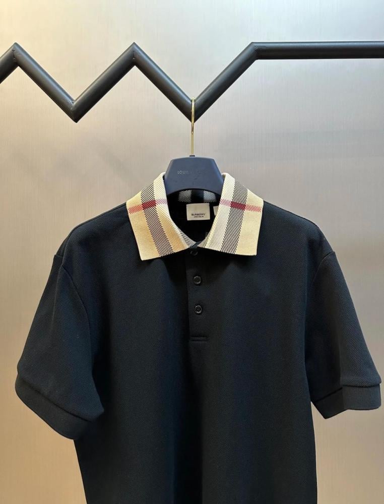 Burberry Men's Black Polo T-Shirt with Plaid Collar E-SEVEN STORE