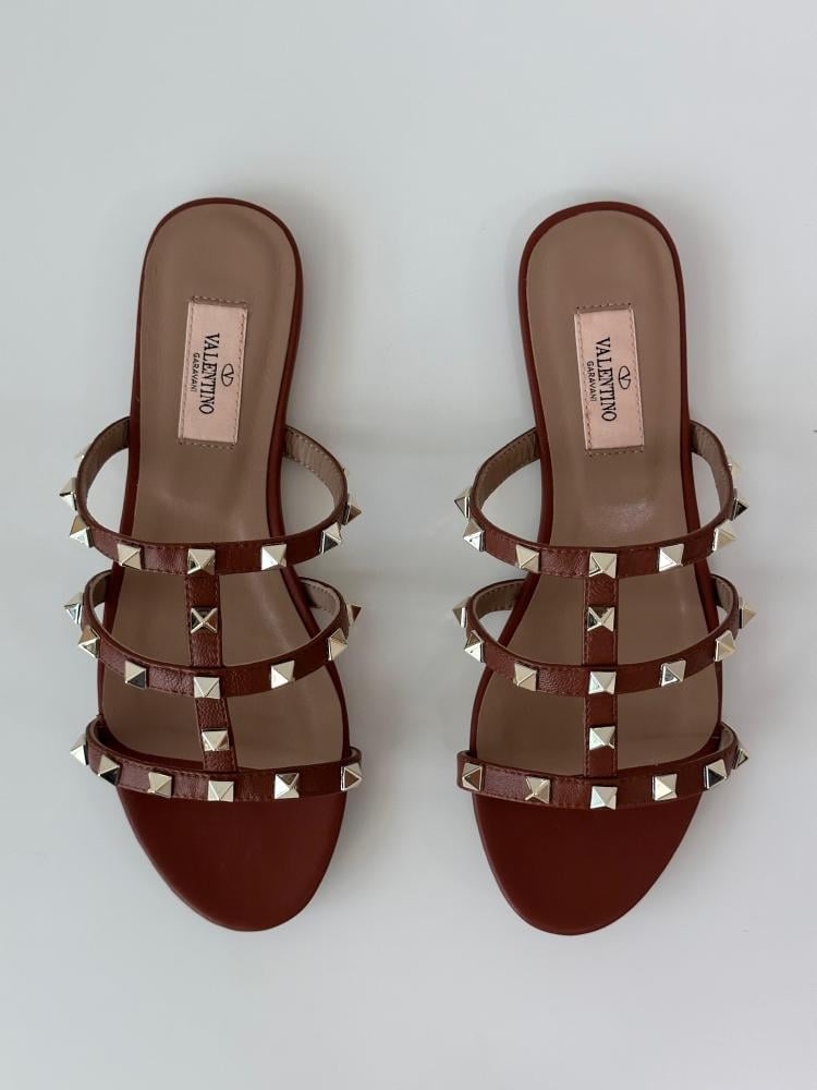 【ルル】 Valentino Rockstud Women's Brown Studded Flat Slipper - E
