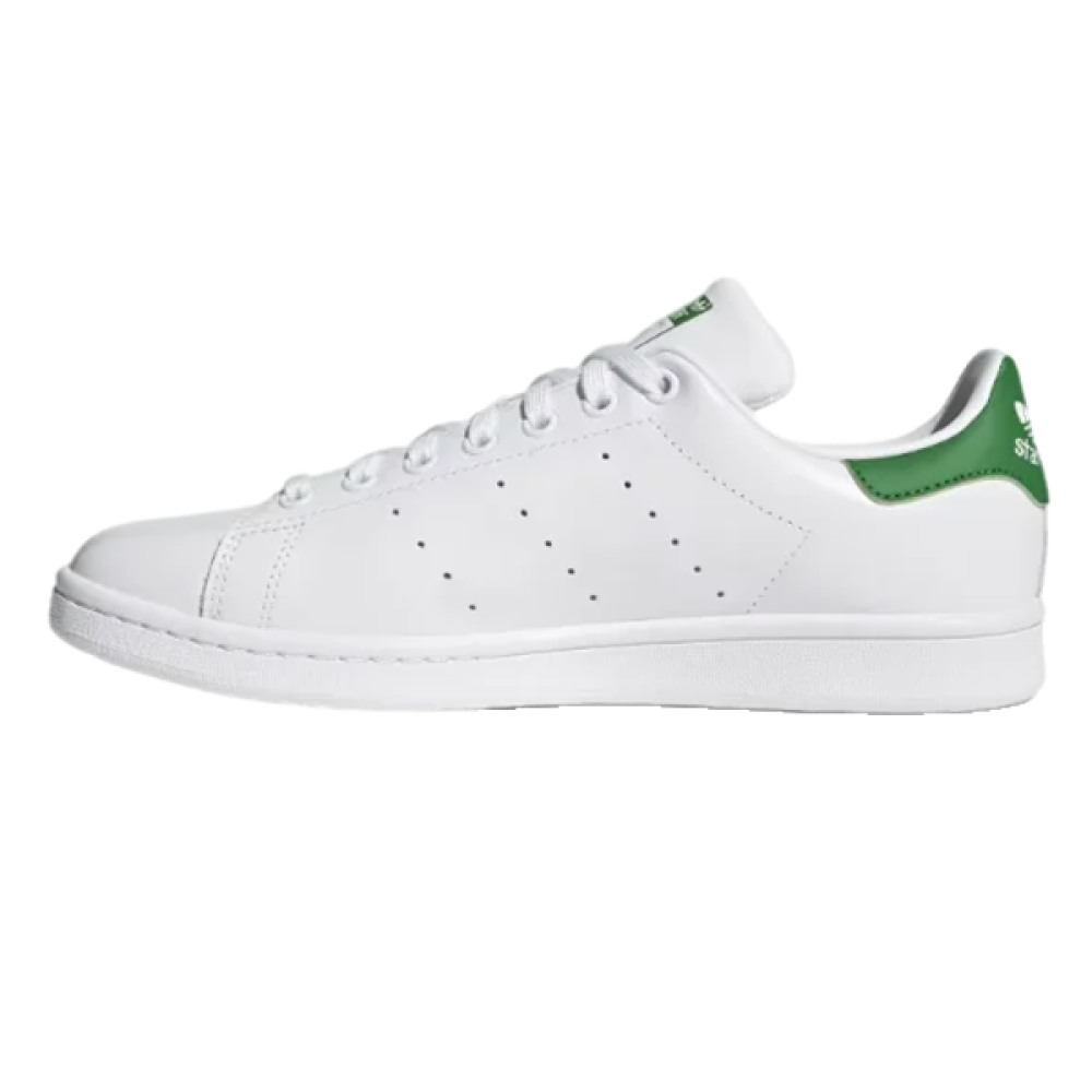 ステラ Stella McCartney Falabella Crossbody Bag in Black with Chain Strap