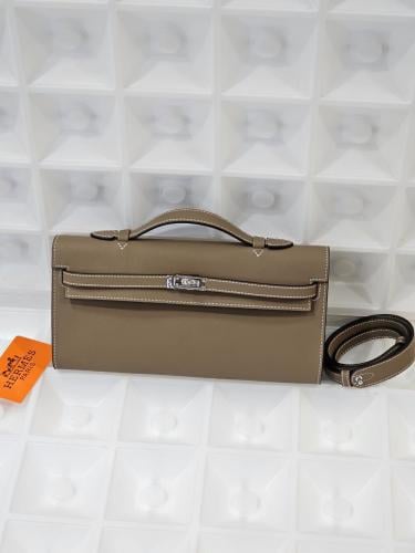 Hermes Kelly clutch with 28cm wide shoulder strap, light