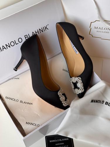 最終)Manolo Blahnik ラベンダーサテンヒール 最終)Manolo Blahnik ラベンダーサテンヒール