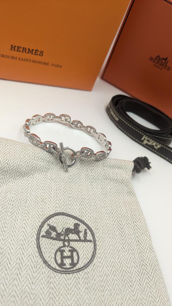 Hermes Women's Master Quality Silver Bracelet - E-SEVEN STORE