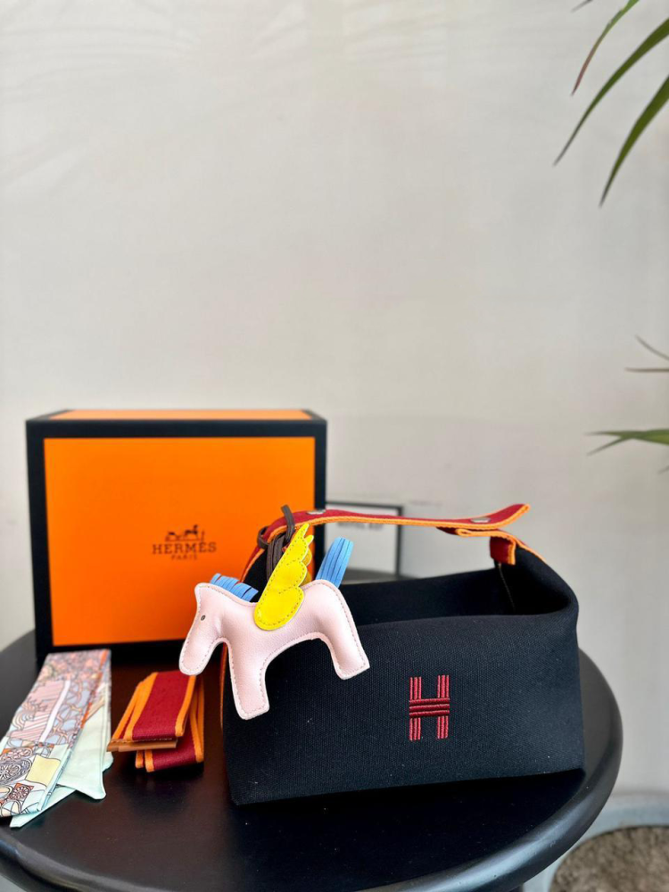 Hermes bride a brac handbag in black and red