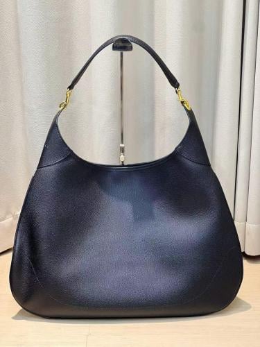 Gucci B Large Zip Bag in Luxury Leather in Black - E-SEVEN STORE