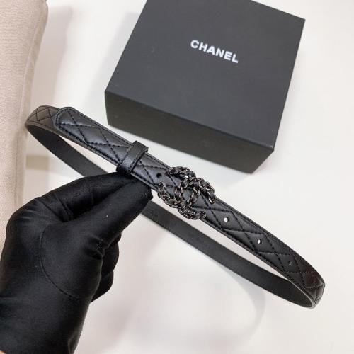 Chanel Women's Black Grooved Belt with Black Buckle 2cm | ESEVEN STORE