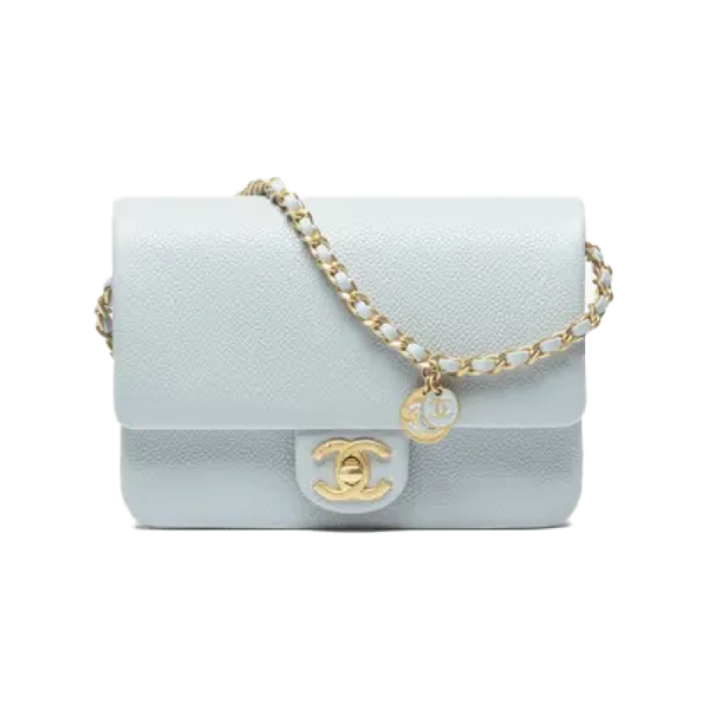 空箱　CHANEL, PRADA, HERMES 、Tiffany Chanel 17cm small bag with an elegant flap, sky blue color