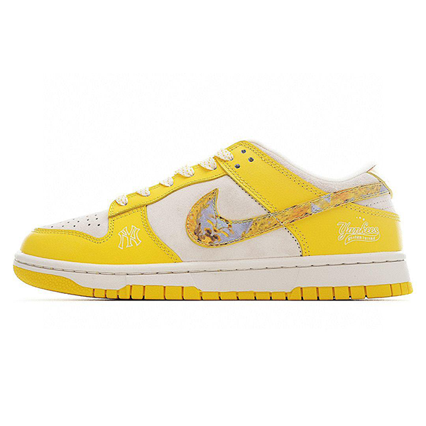 Nike unisex Dunk Low shoes, distinctive yellow color