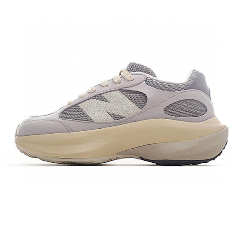 adidas gazelle silver green womens Circuit Trainer in White UK 6