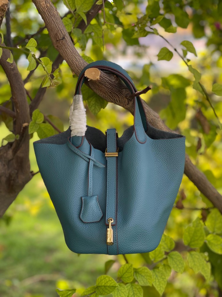 Hermes Picotin Large Practical Handbag in Blue Leather E-SEVEN STORE