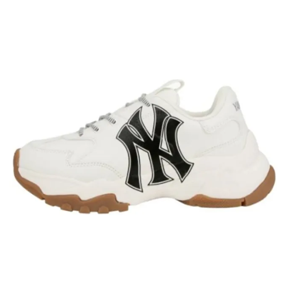 White New York Yankees Sneakers with Black Logo