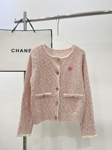 【新品】マジック Chanel cardigan with a lovely pink knit - E-SEVEN STORE