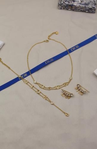 b44caf54-a83c-4538-81e0-