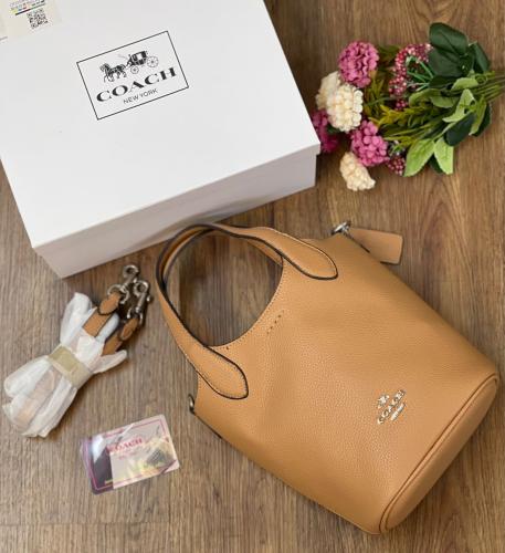 Women's Kosh bag, light honey color, bouton baguette | ESEVEN STORE