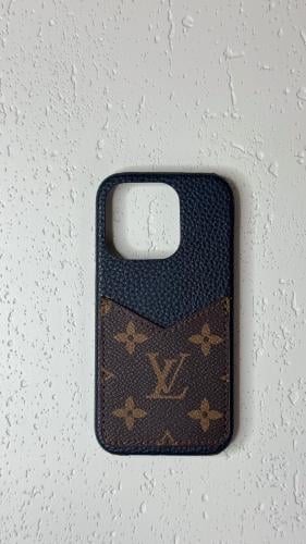Louis Vuitton Monogram Brown and Green iPhone 16/15 Case - E-SEVEN