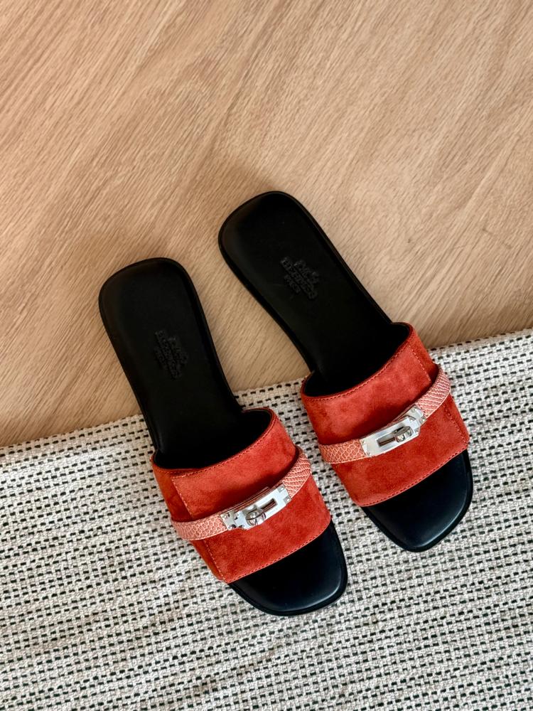 سليبر ارميز جوليا فلات شمواه وجلد اورنج واسود