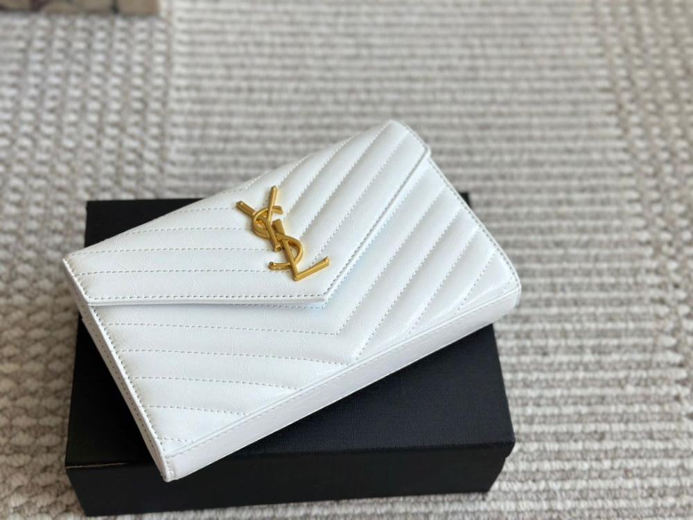 【送料&関税込】Saint Laurent Wallet SAINT LAURENT PARIS EAST/WEST WALLET WITH COIN PURSE IN