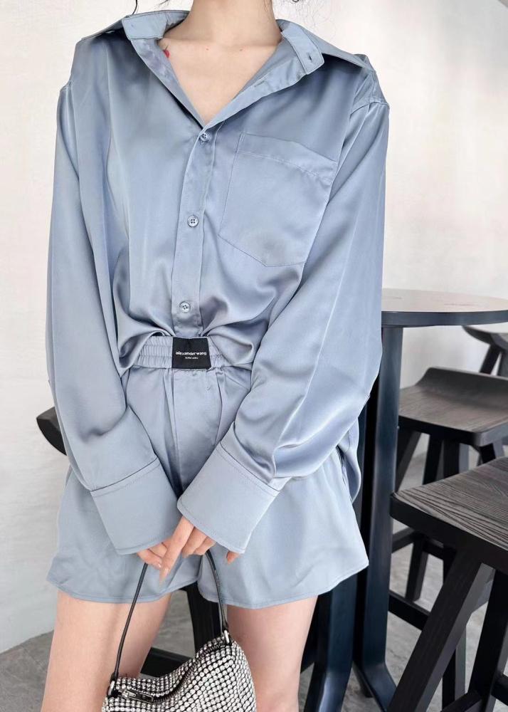 Airセット Alexander Wang Women's Summer Set: Shirt and Shorts in