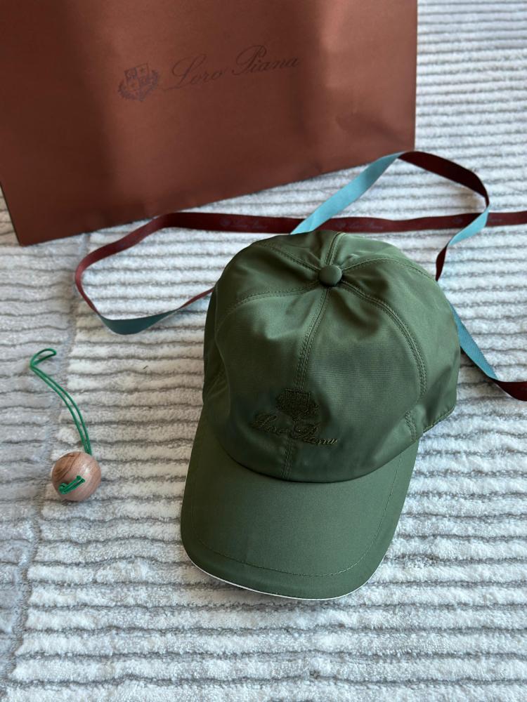 Lorebiana Summer Cap Embroidered with the Brand Logo, Green