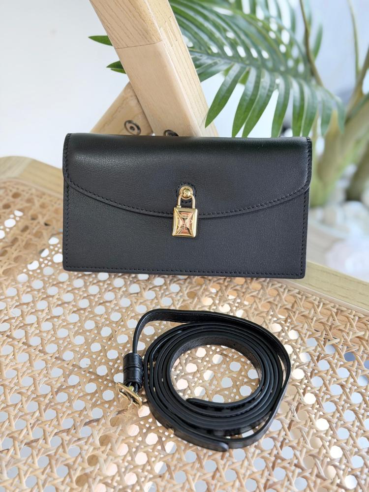 Mini Loribiana Extra Leather Bag in Black | ESEVEN STORE