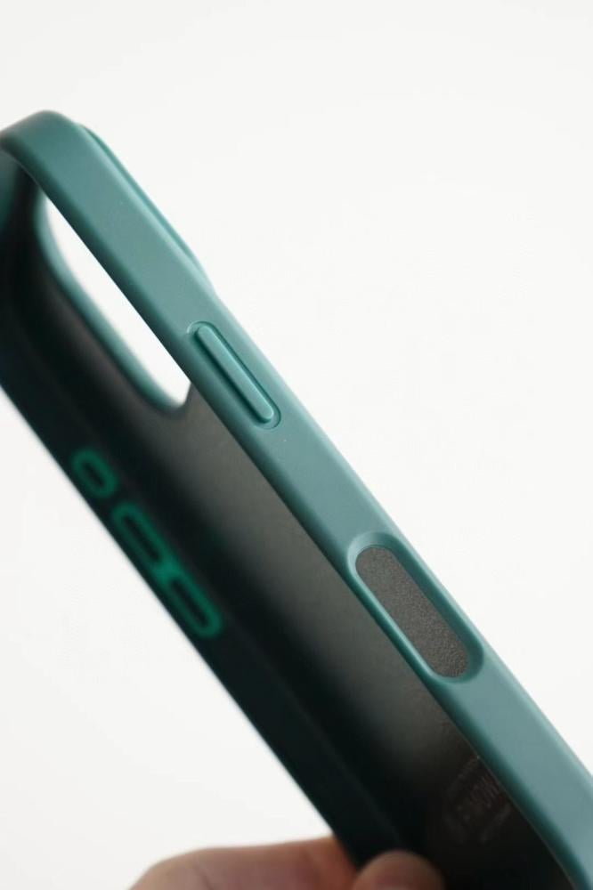 RIMOWA iPhone16pro 用ケース グリーン Polycarbonate iPhone 16 Pro Max MagSafe compatible Case