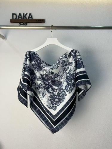 Christian Dior グラフィックプリントスカーフ c99e39c1-2b11-4f6b-b8ba-