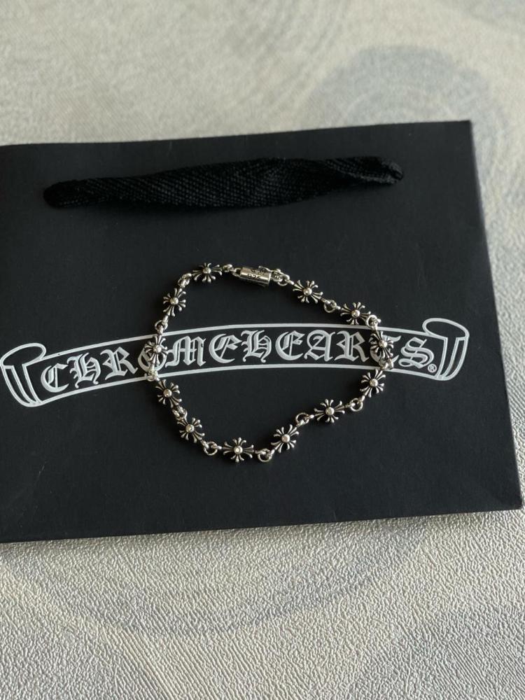 اسوارة كروم هارت بحلقات شعار الماركة للجنسين بلون فضي