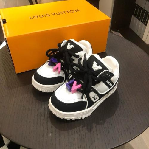 LOUIS VUITTON キッズスニーカー33サイズ21cmモノグラム LOUIS VUITTON キッズスニーカー33サイズ21cmモノグラム LOUIS VUITTON