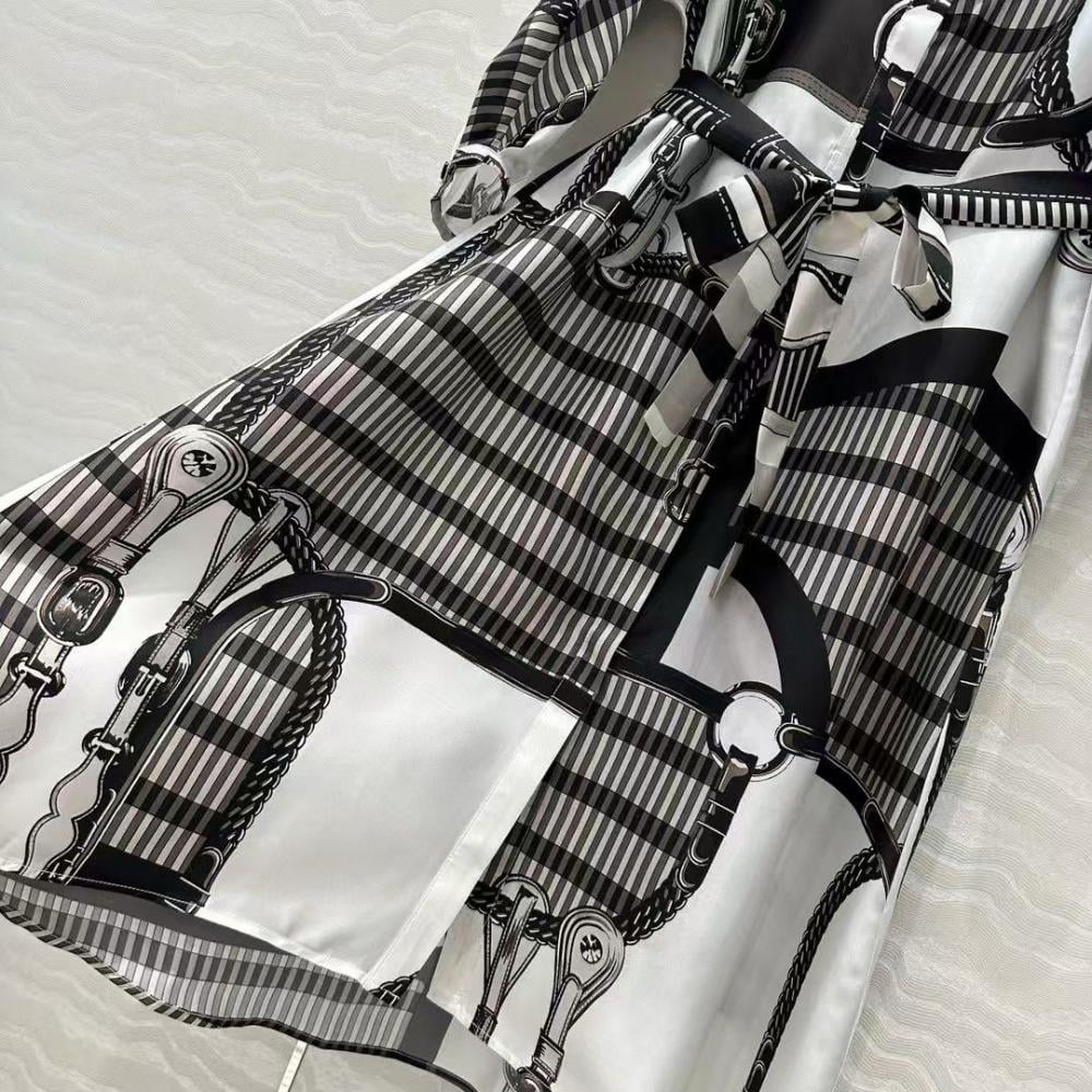 Hermes Women's Black and White Patterned Long Shirt with
