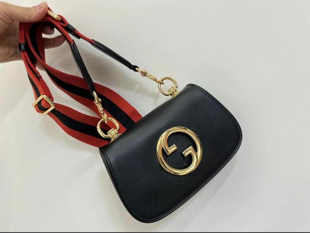 【jpan】 Gucci Blondie Women's Bag with Comfortable Shoulder Strap, Black