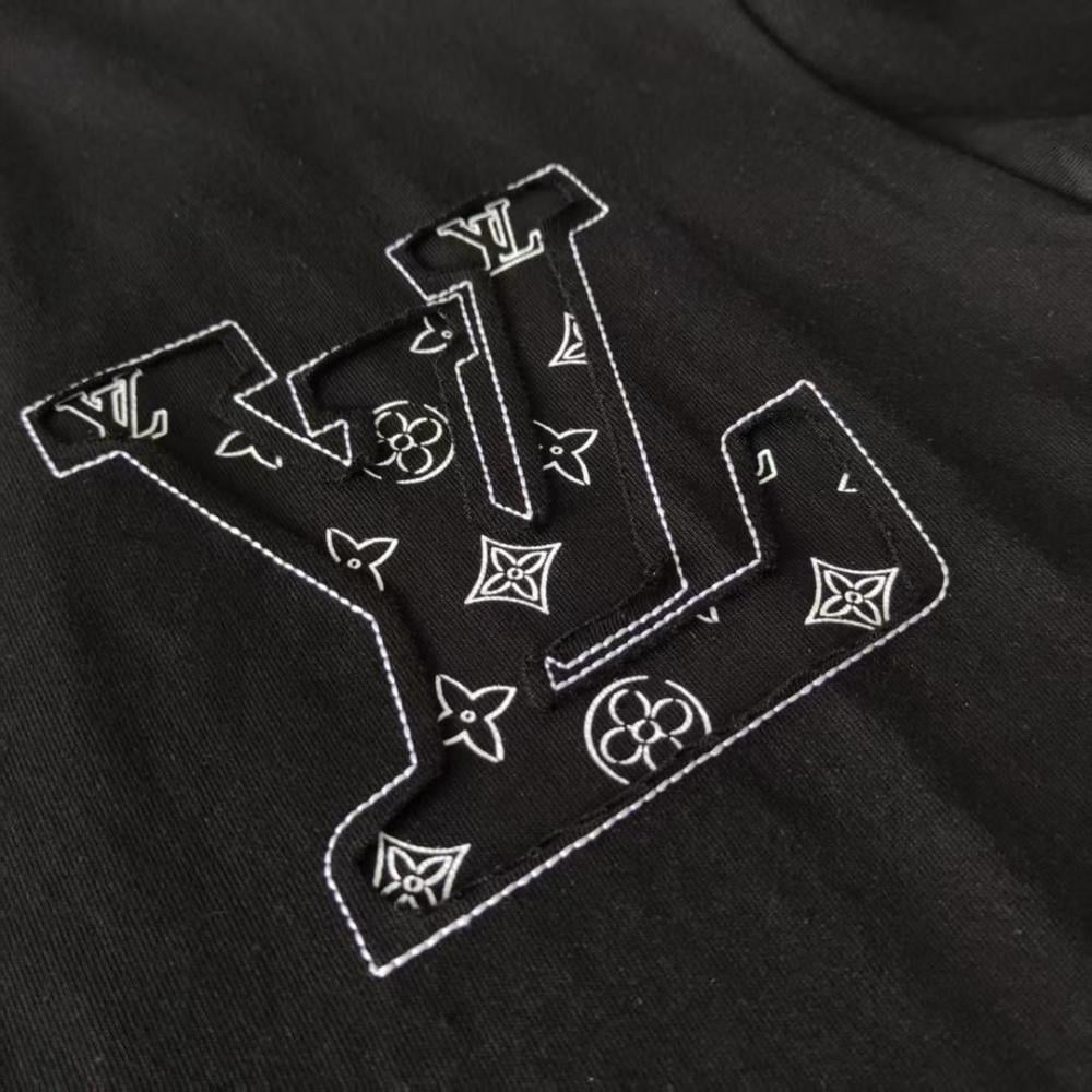 Louis Vuitton Short Sleeve Monogram Embroidered Black T-Shirt - E