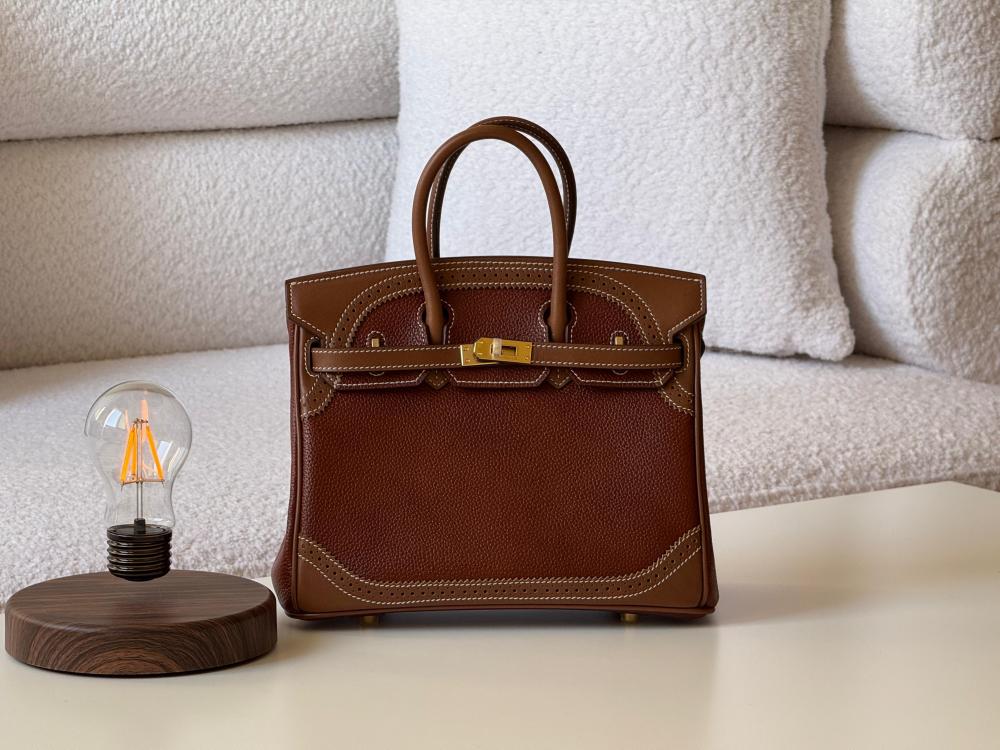 Hermes Birkin 25cm Luxury Leather Top Handle Bag in Brown