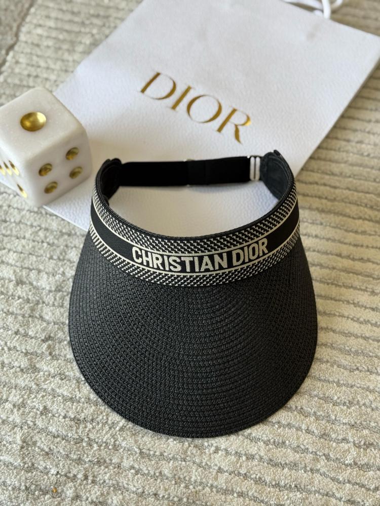 Dior バケハ