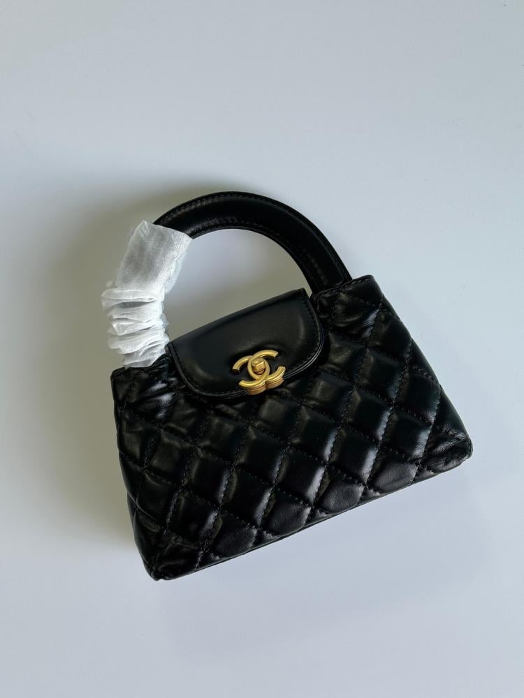 CHANEL バッグ Chanel Kelly Small Handle Bag 20cm Black - E-SEVEN STORE