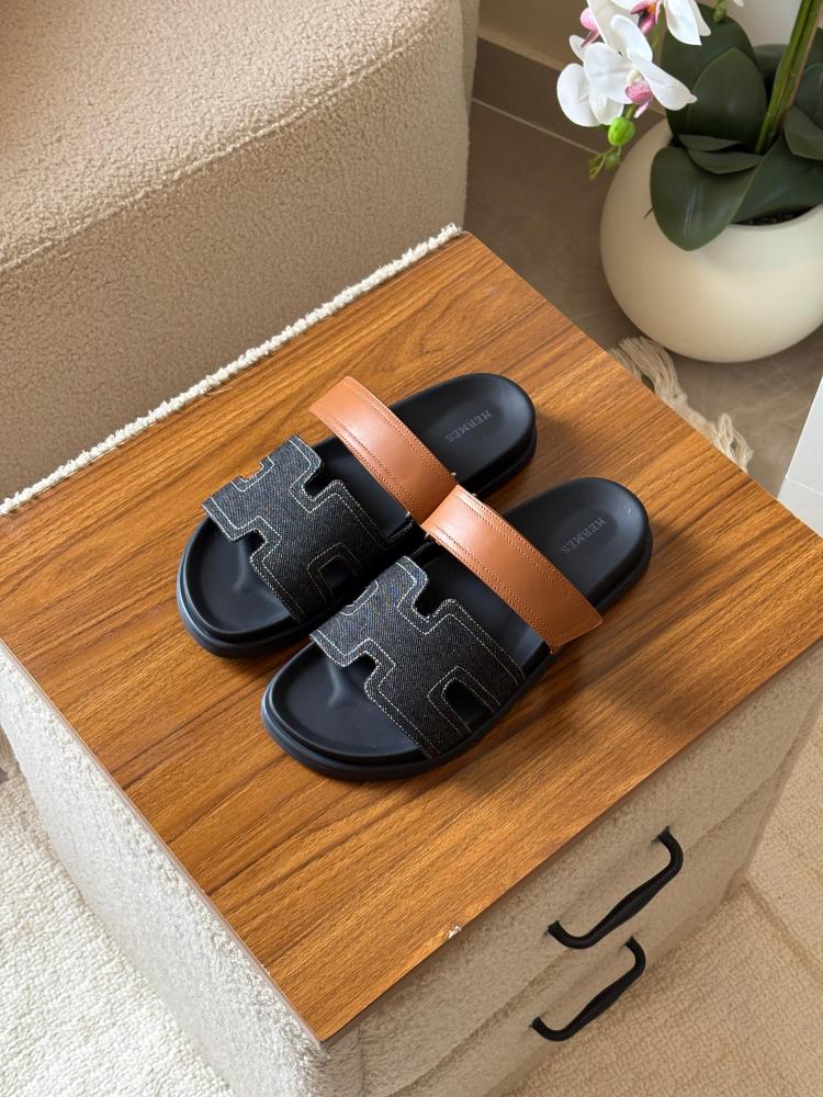 صندل رجالي ايرمز شايبر جلد مع دينيم بلون اسود وعسلي