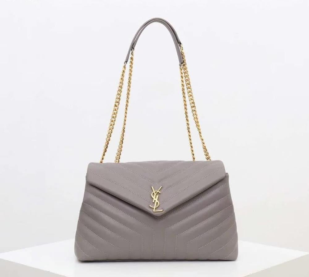 Saint Laurent正規品/送料関税込み Chain shoulder bag Yves Saint Laurent 31cm Chain Shoulder Bag in Grey Luxury