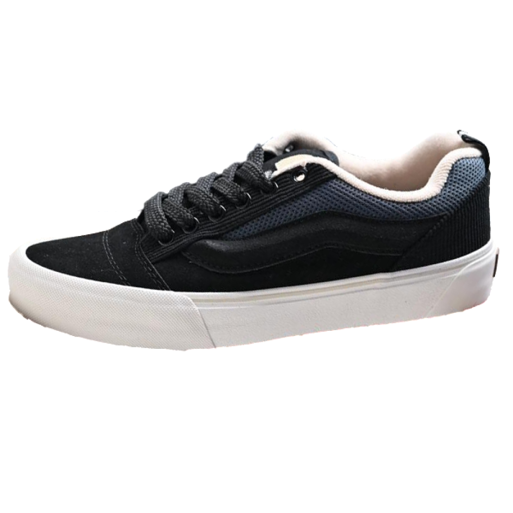 Vans Kno Skool Flat Shoes in Black, Luxurious for Everyday Wear