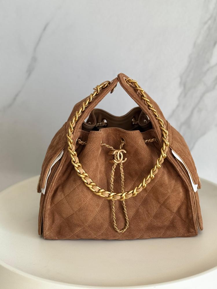 Chanel 25cm brown women's bag with a gold chain - E-SEVEN STORE