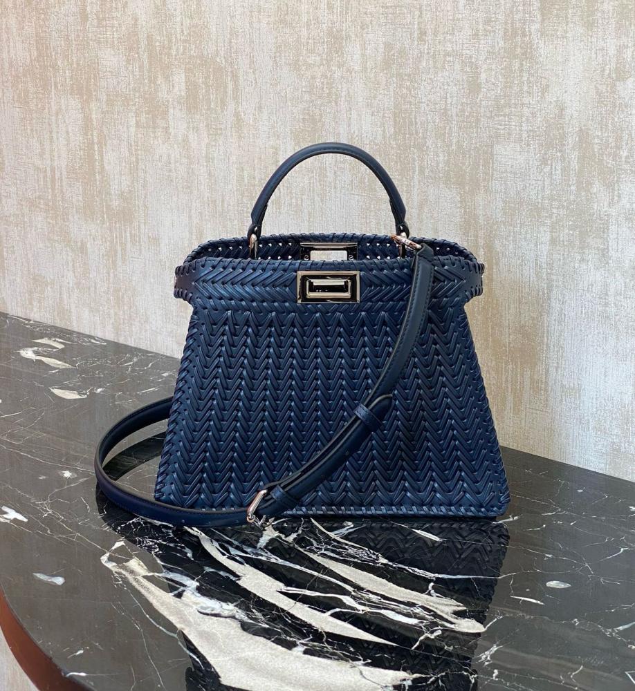Fendi Peekaboo I see u bag in woven leather, 21 cm, in Night