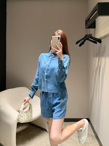 e7fd7b9d-8fb8-4ded-bf56-