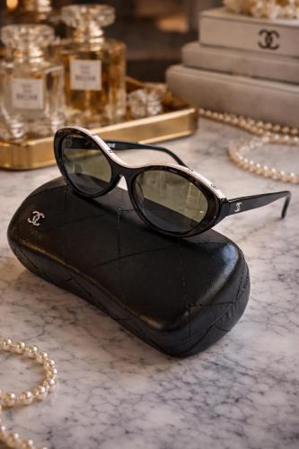 Celine Sunglasses Oval Sunglasses White - E-SEVEN STORE