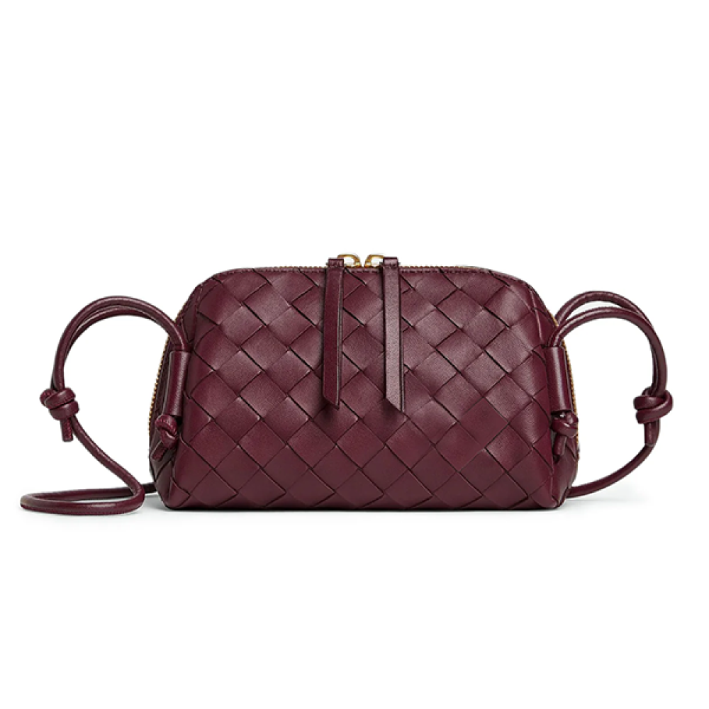 VIP【送料関税込】BOTTEGA VENETA CONCERT LEATHER CLUTCH BOTTEGA VENETA Concert Pouch intrecciato leather shoulder