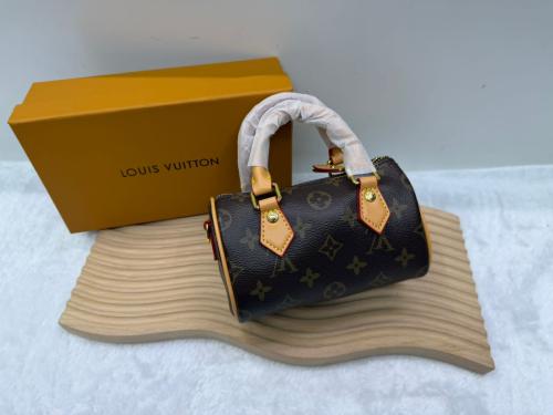 Saint Laurent NIKI 22cm Black Leather Luxury Bag - E-SEVEN STORE