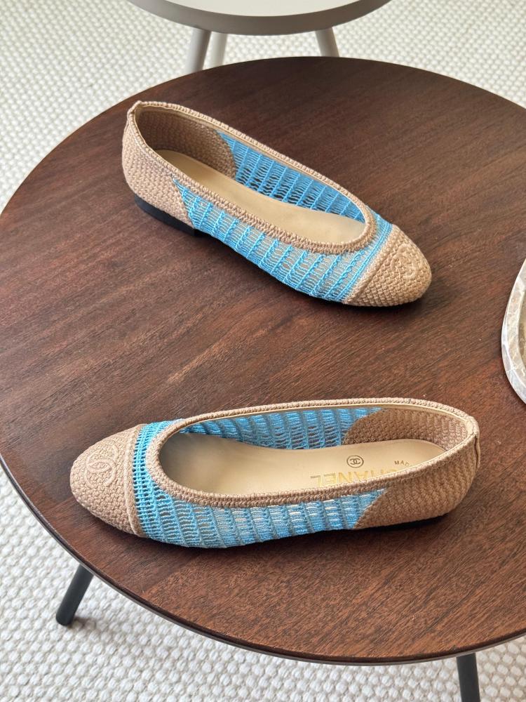 Chanel women's flat shoes, crochet pattern, blue and beige - E