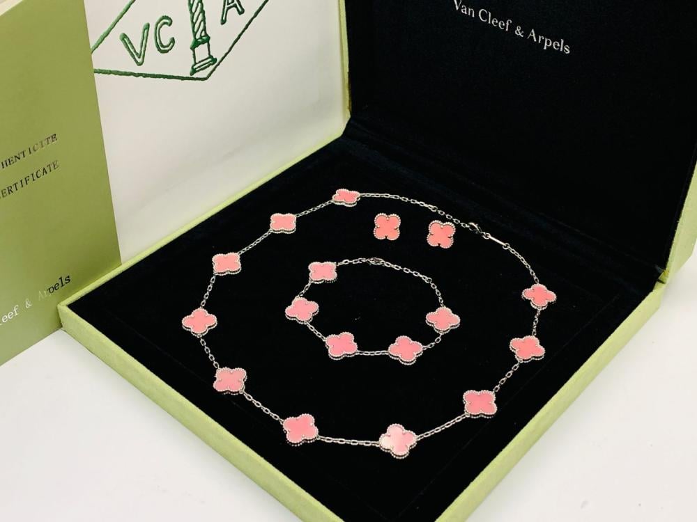 Van Cleef & Arpels Alhambra bracelet and necklace in pink