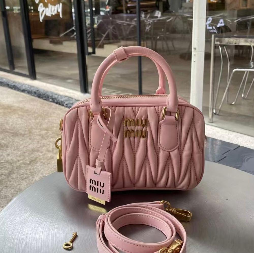 バッグ 00s MIU MIU HAND BAG MINI PINK GOLD バッグ 00s MIU MIU HAND BAG MINI PINK GOLD バッグ 00s MIU