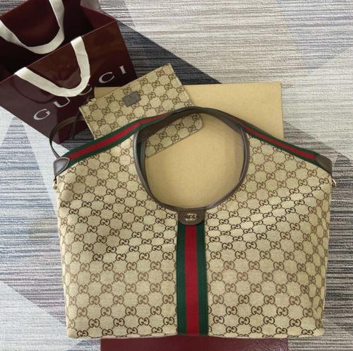 GUCCI バッグ Gucci Ophidia bag with metal clasp in beige brown with GG motif
