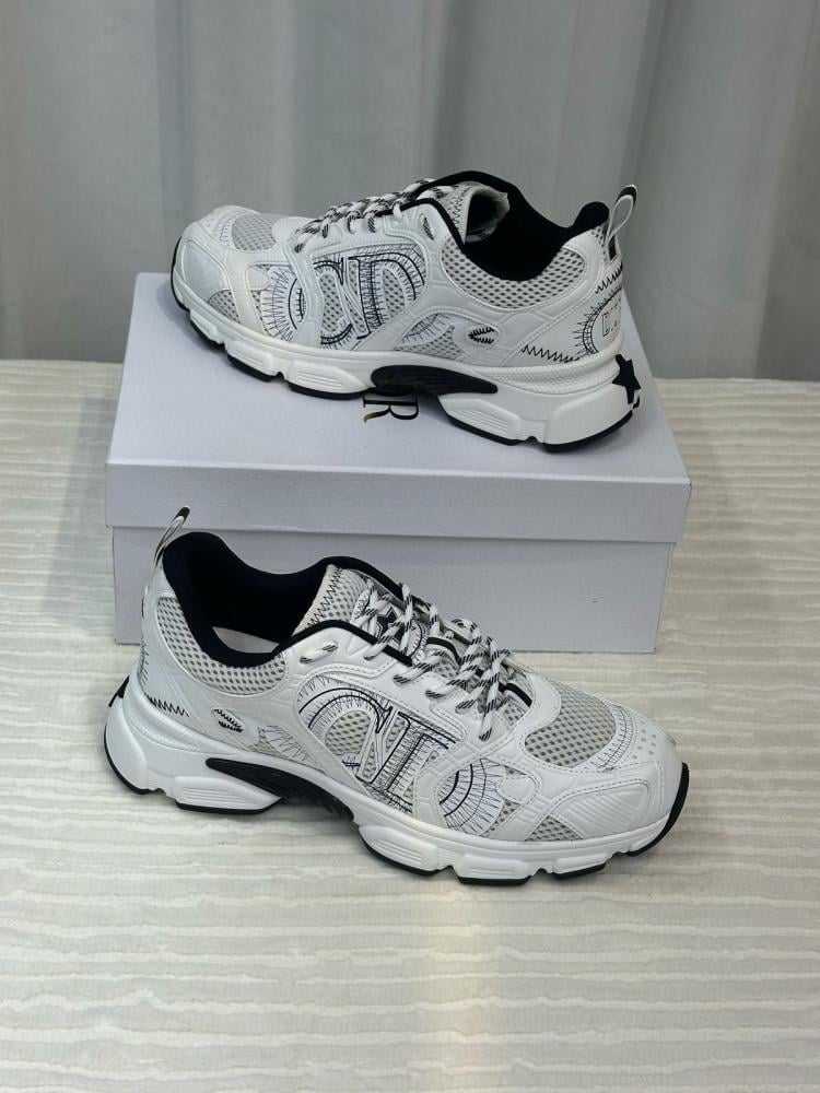 Dior Chrono Men's Sneakers, Black and White Daily Shoe
