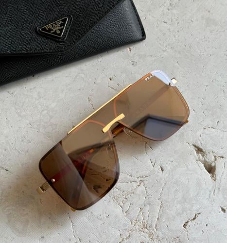 サングラス LOEWE Woman Sunglasses Honey LW40157U 50E Loewe sunglasses, wide square frame, honey color - E-SEVEN STORE