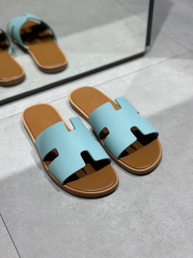 سليبر هرمز للرجال سماوي عسلي شيك مريح