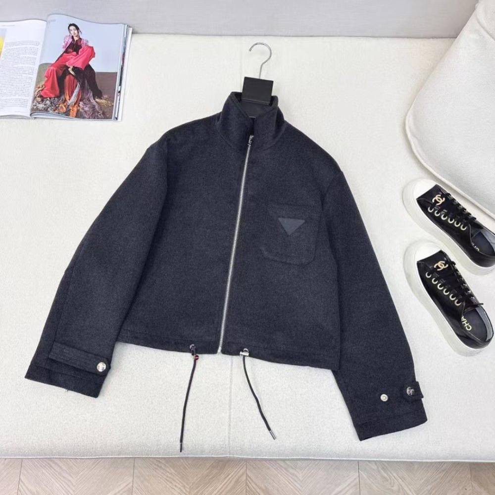 PRADAスポーツ Prada Women's Black Zippered Sports Short Jacket - E-SEVEN STORE